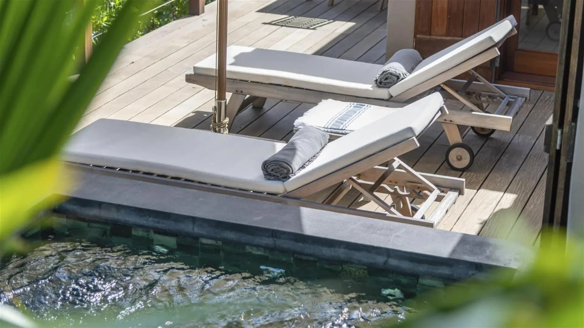 Grand-Cul-De-Sac Lagoon Retreat With Pool Le Le Marigot Villa