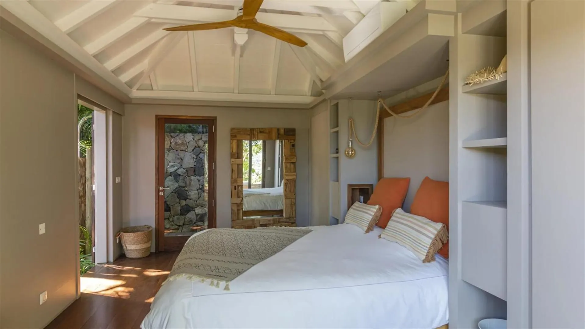 Villa Grand-Cul-De-Sac Lagoon Retreat With Pool Le Le Marigot
